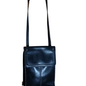Tignanello Sleek Black Leather Women's Bag